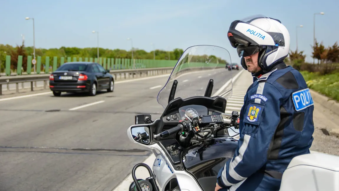 În ce situaţii poţi opri pe banda de urgenţă de pe autostradă. Amenzile ajung la 4.000 de lei şi permisul se suspendă pentru 90 de zile
