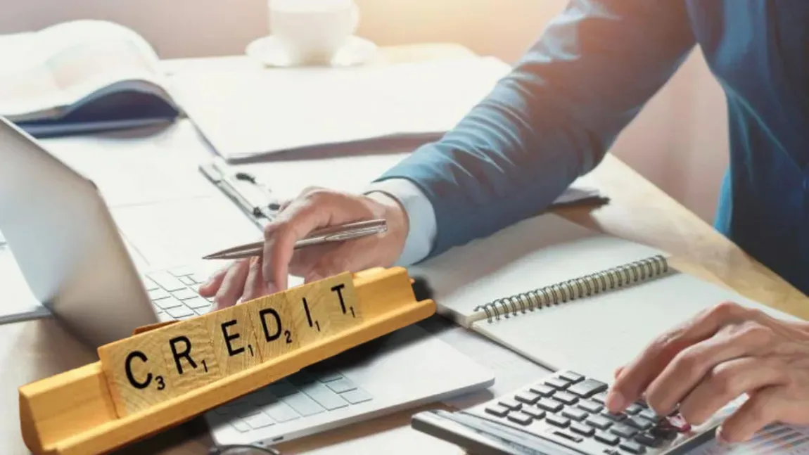 Românii care iau credit de nevoi personale vor putea să renunțe la el. Directiva europeană care îi poate salva pe români de supraîndatorare