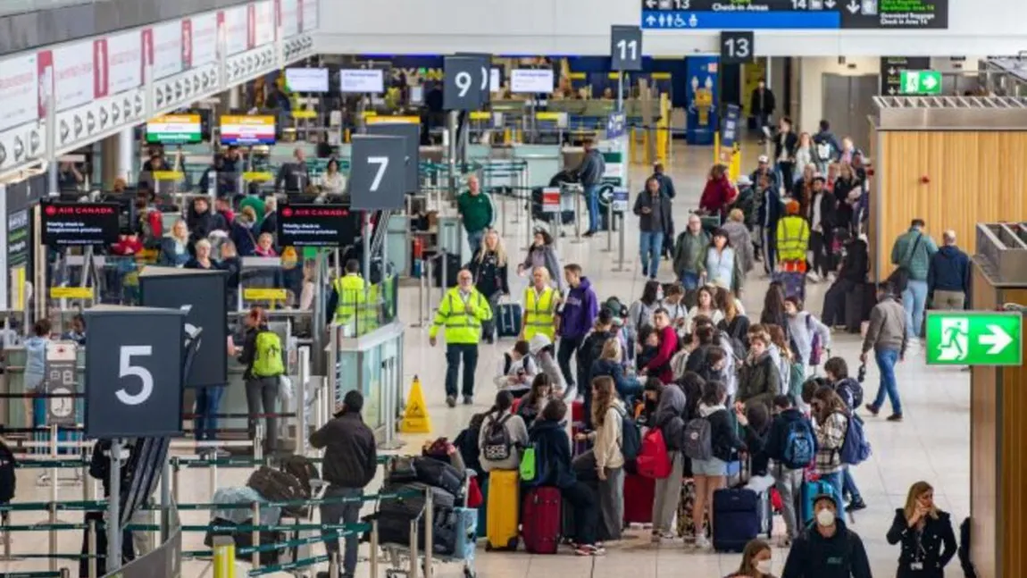 Aeroportul din Munchen, blocat din cauza mai multor drone. Pasagerii au dormit în paturi de campanie, 17 zboruri au fost anulate
