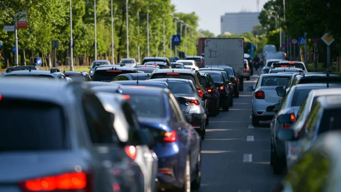 Circulația mașinilor de aprovizionare, curierat și salubrizare, interzisă în București la orele de vârf! Proiectul care schimbă complet traficul DOCUMENT