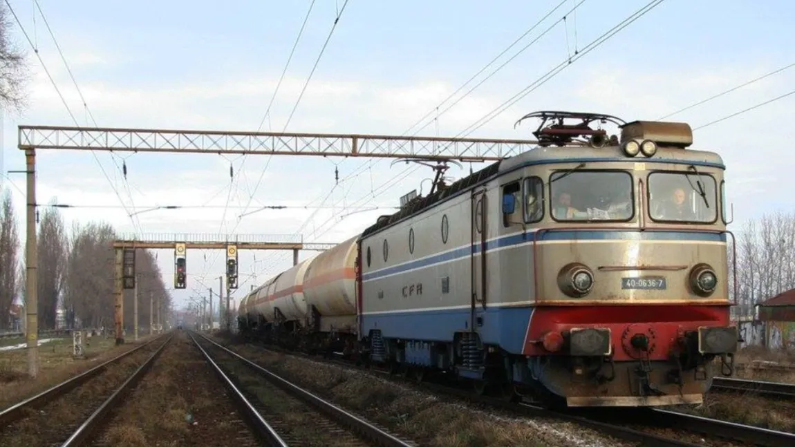 Patru persoane au murit în urma unui accident feroviar la Vidra, după ce un tren a lovit o mașină