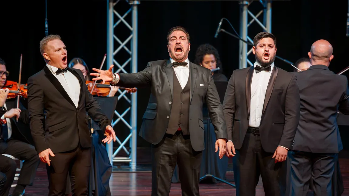 Tenorul ȘTEFAN von KORCH a cucerit publicul în concertele „Los Tres Tenores” din America Centrală