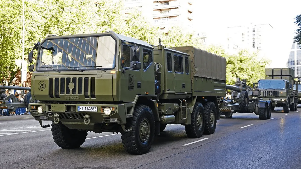 IMAGINI EXCLUSIVE- Arme de foc și lansatoare de rachete au fost descoperite într-un camion, de către un funcționar vamal, la punctul de trecere Leușeni–Albița