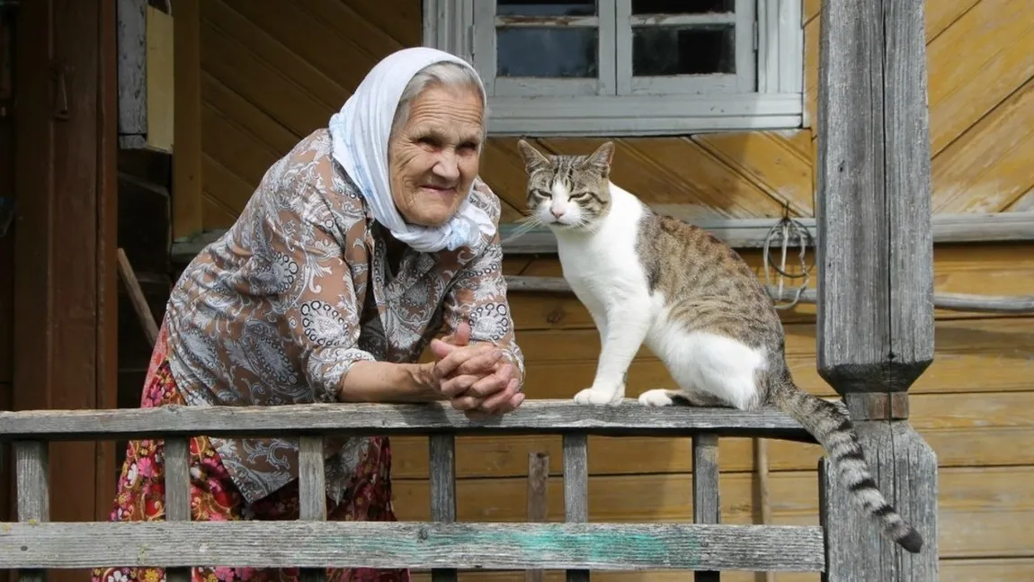 Ce se întâmplă cu pensiile în luna decembrie 2025. Anunț oficial de la Casa Națională de Pensii despre bonusul de 400 de lei