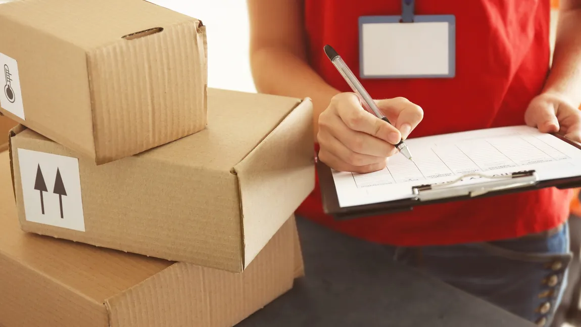 Sfaturi utile de la ANCOM pentru a nu rămâne fără cadouri de Crăciun