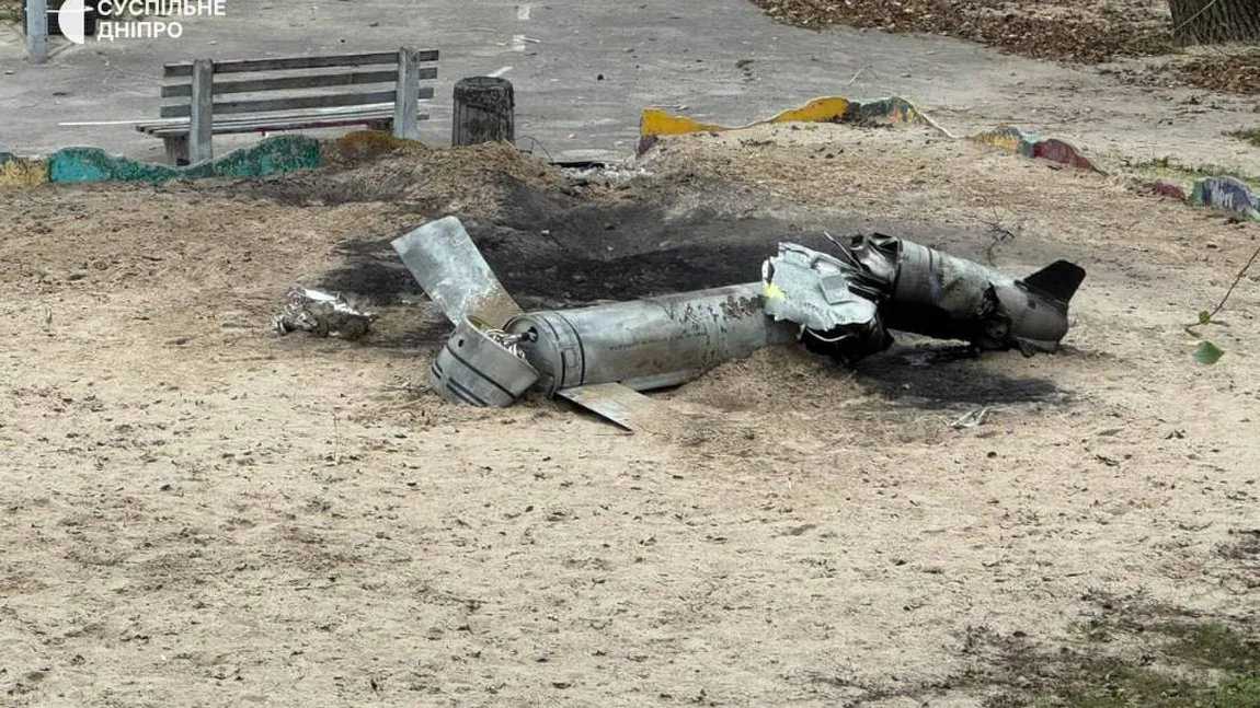 Ucraina, atacată cu drone şi luni. Zelenski: 