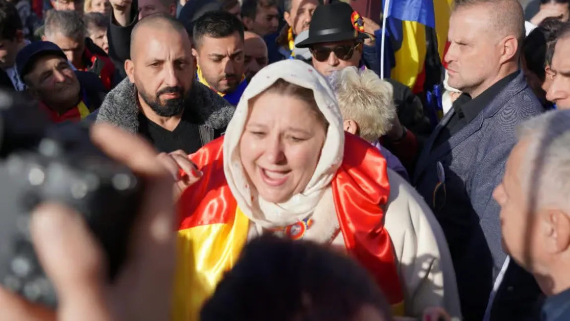 Diana Şoşoacă îi ameninţă pe politicienii din conducerea ţării: 