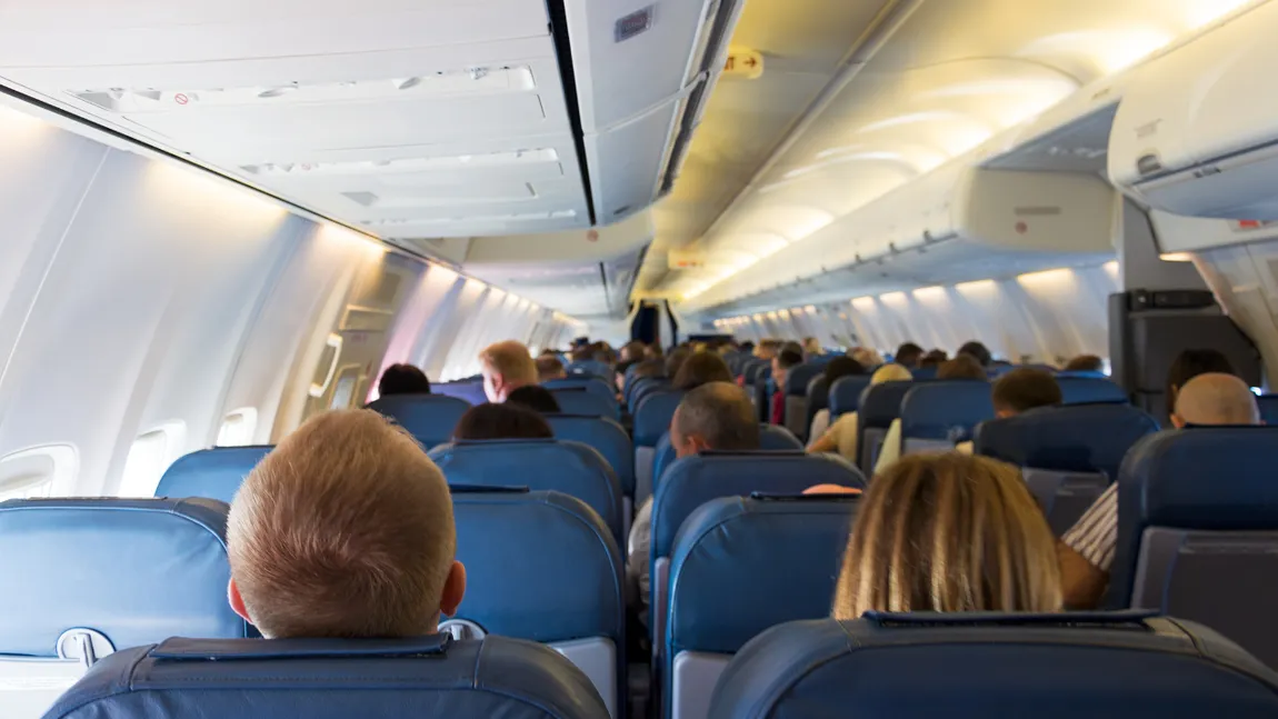 O țară vizitată des de români impune amenzi record de până la 20.000 de euro pentru pasagerii care încalcă regulile în avion