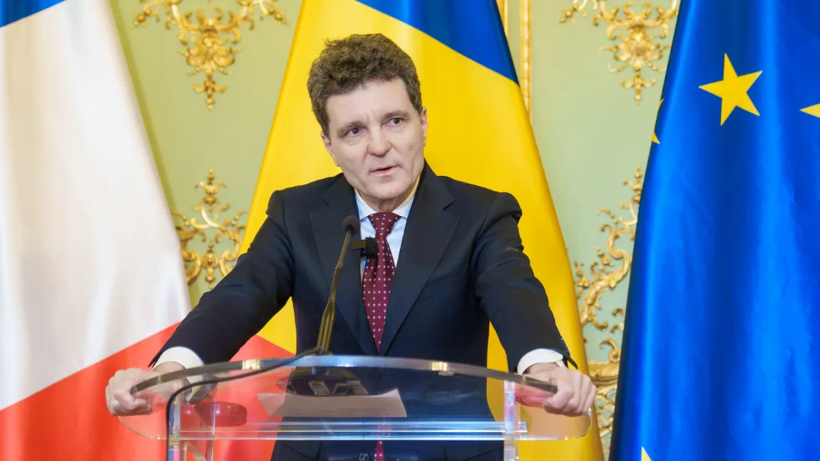 Nicuşor Dan merge la Summitul Statelor UE de pe Flancul de Est în ziua moţiunii de cenzură. Mesaj pentru criza din Justiţie pe Facebook înainte de plecare