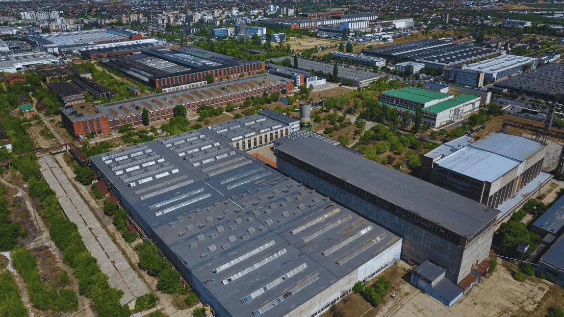 Una dintre cele mai mari platforme industriale de pe vremea lui Ceauşescu, scoasă la vânzare. Ce se va construi pe terenul vechiului combinat