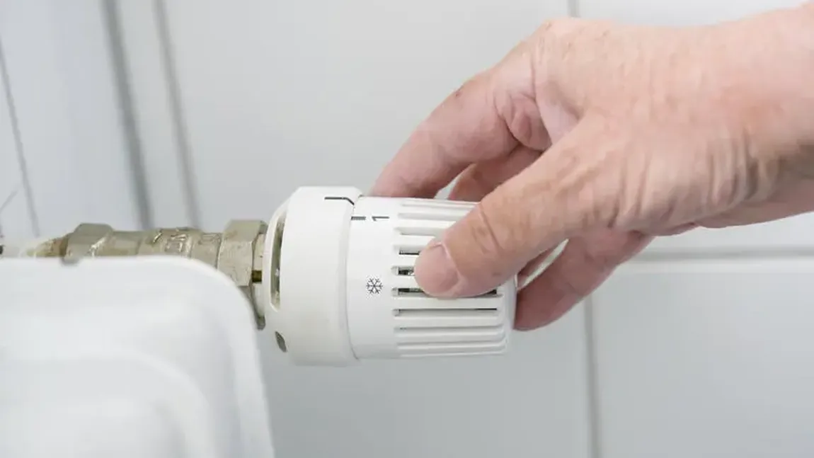 ULTIMA ORĂ: Mai scăpați un an de amenzi pentru nemontarea repartitoarelor de căldură în apartamentele din blocuri