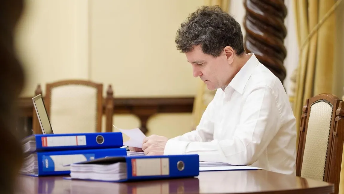 Nicușor Dan a primit sute de pagini de sesizări de la magistrați: 