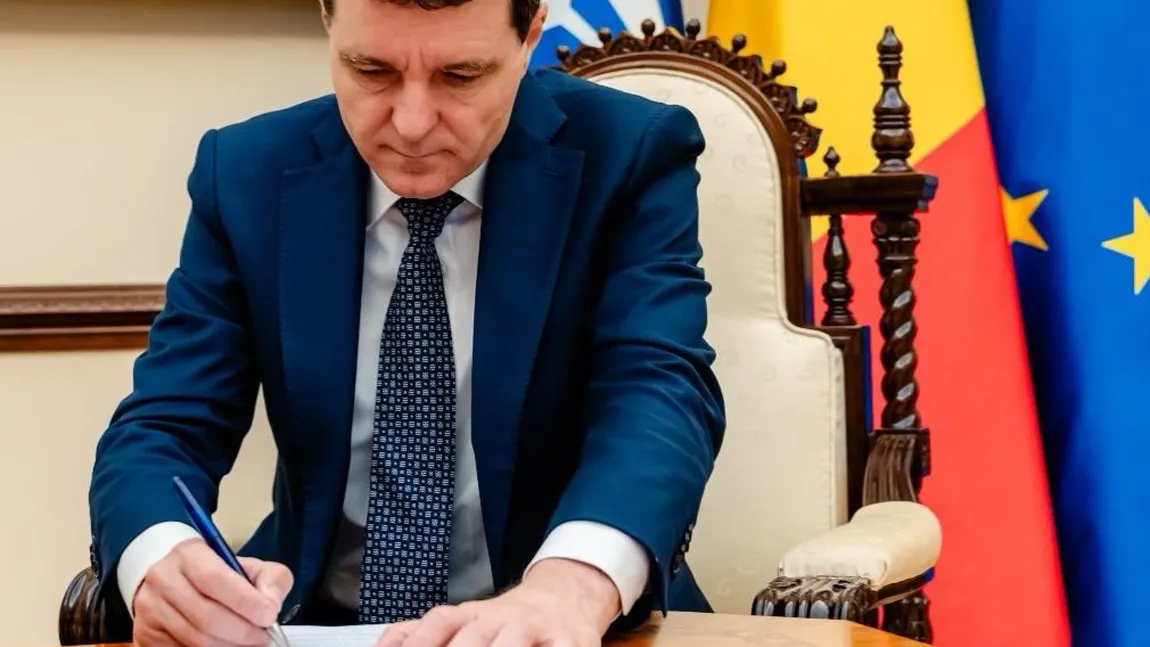 Nicușor Dan a promulgat legea pregătirii militare. Indemnizații pentru voluntari și reguli noi pentru rezerviști