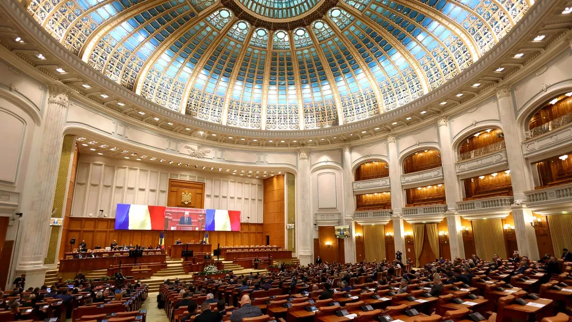 A fost creat Polul suveranist în Parlament. Primul obiectiv anunțat este suspendarea președintelui Nicușor Dan