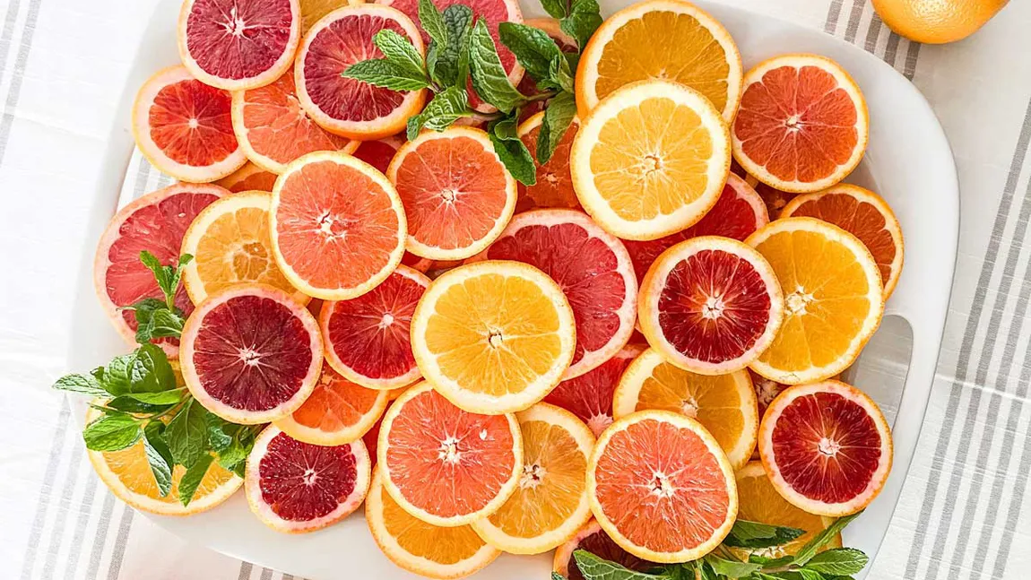 Țara arde și baba se piaptănă: Portocalele, lămâile și clementinele beneficiază de atenția Parlamentului, ca urmare a unei propuneri de schimbare a etichetării