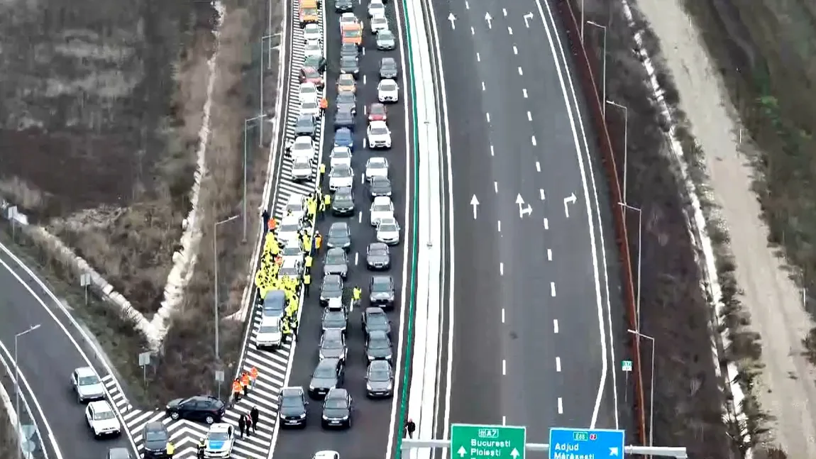 Drum întins de la București la Adjud. S-a deschis tronsonul Focșani - Adjud din Autostrada A7, un pas uriaș pentru Moldova. Primele imagini VIDEO
