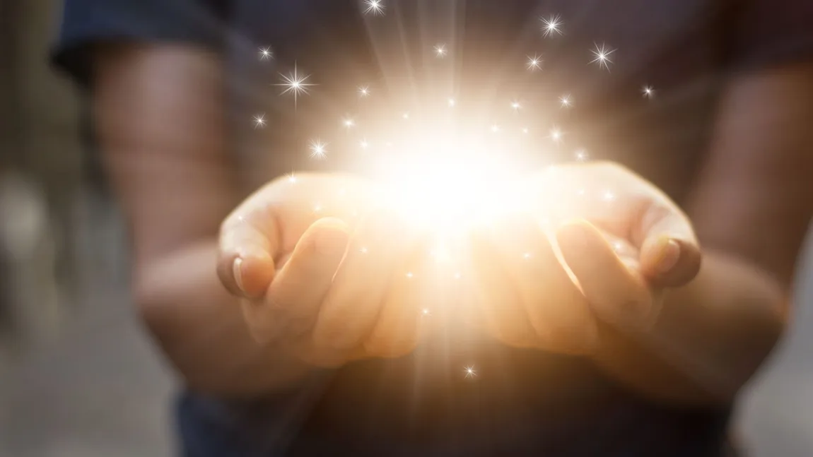 Weekend MAGIC pentru aceste 4 ZODII! Iubăreața Venus și Lordul karmei Saturn deschid o nouă ușă spre destin din 17 ianuarie