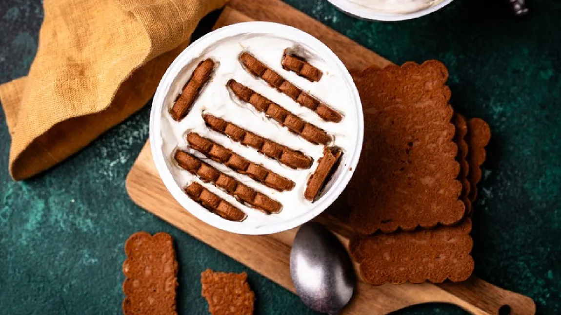 Un desert simplu a cucerit TikTok-ul. Ai nevoie doar de două ingrediente ieftine și puțină răbdare