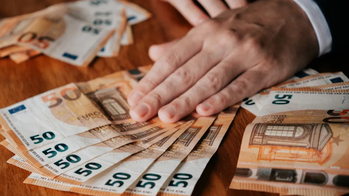 Adio, monedă națională! Din februarie 2026, plățile se fac exclusiv în euro