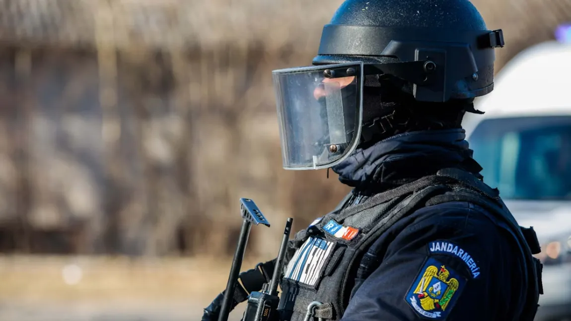 Cât câștigă un jandarm în 2026: Sporurile și orele suplimentare îi pot crește salariul de bază cu până la 20%