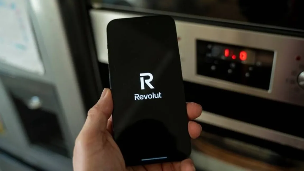 Anunț important pentru clienții Revolut. Banca digitală lansează o nouă funcție extrem de importantă în epoca AI
