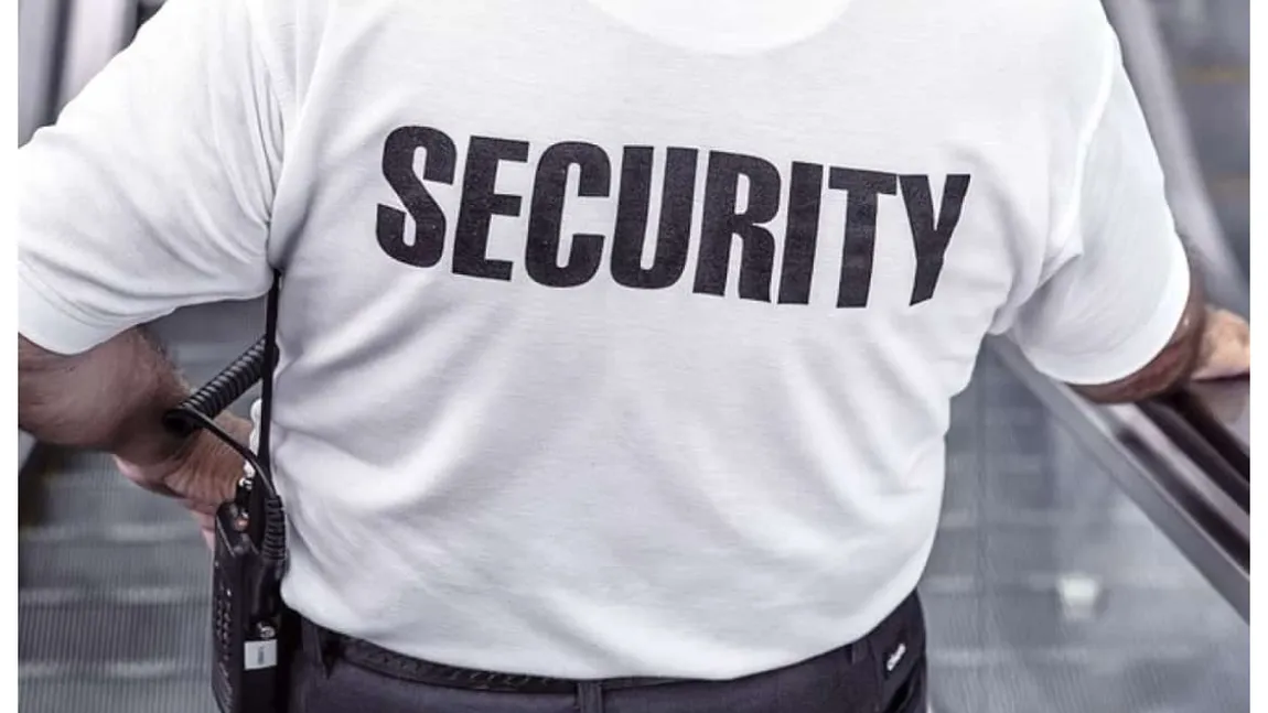 Câți bani câștigă pe lună un paznic în 2026. Meseria a devenit din ce în ce mai căutată în România