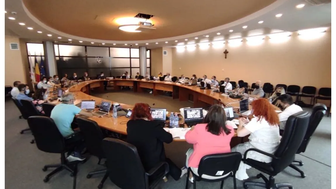 Câți bani primește pe lună un consilier local în 2026