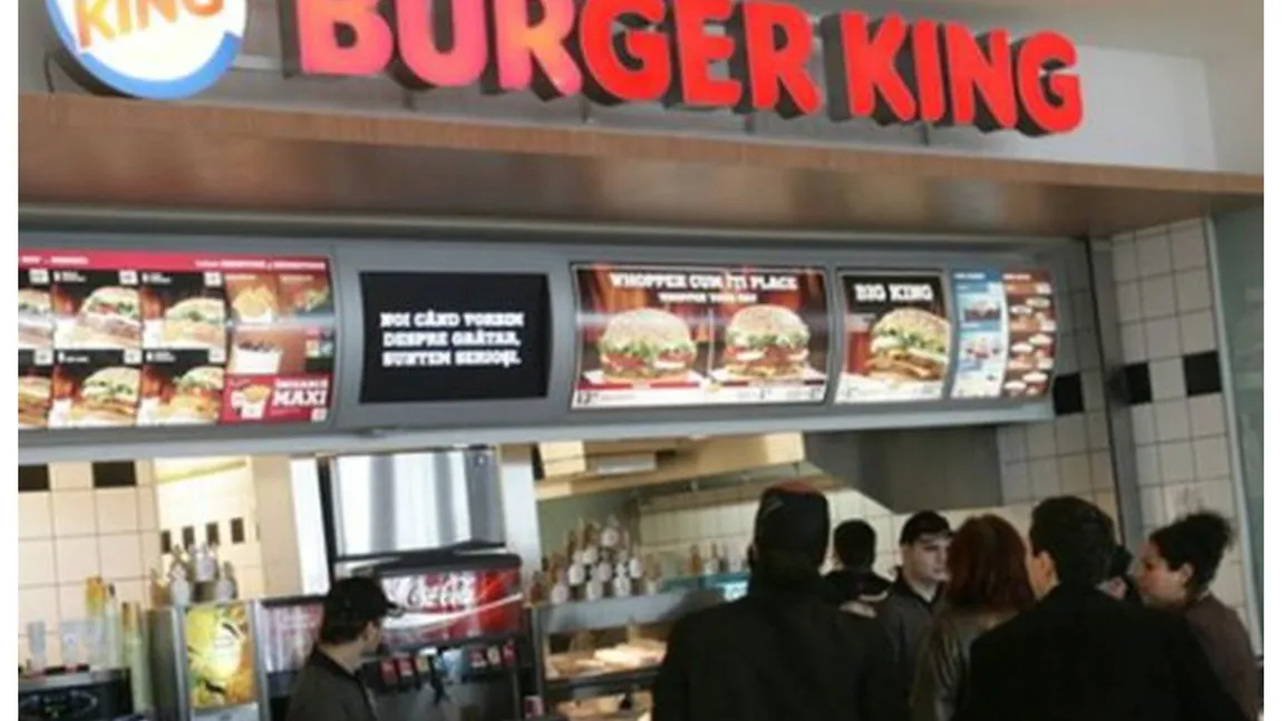 Angajații Burger King, verificați de inteligența artificială dacă sunt amabili cu clienții