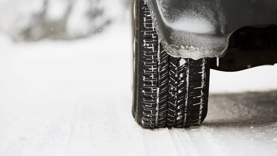 Carosabil distrus, reparații auto tot mai scumpe după iarnă. Service-urile auto din toată țara sunt aglomerate