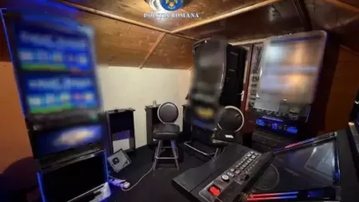Și-a făcut sală de păcănele în propria casă! Mascaţii l-au săltat cu tot cu aparate. Cetățeanul nu a apucat nici să câștige jackpotul