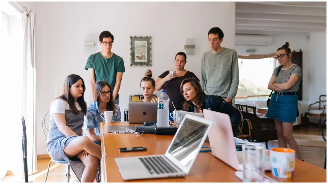 Piața muncii în 2026: doar 34% din companii cresc veniturile. Rezultatele unui studiu