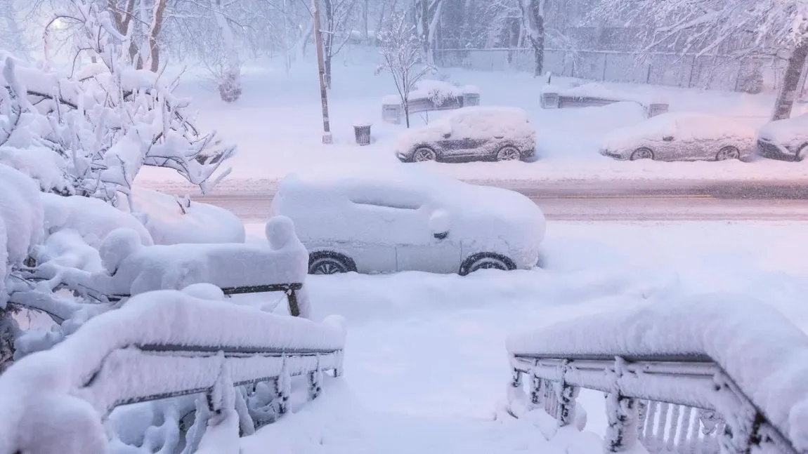 O mamă și fiul ei au murit, după ce au rămas blocați în mașină, în timpul viscolului
