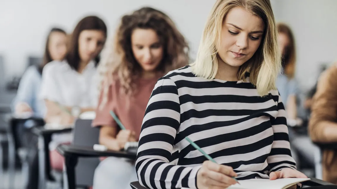 Orașul din România în care elevii beneficiază de meditații gratuite cu profesori universitari