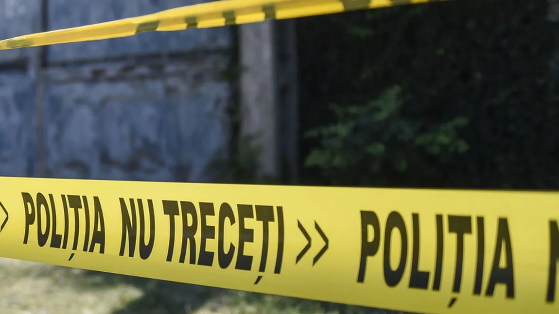 Doi tineri din București, reținuți pentru 24 de ore după ce au tras cu pistolul în direcția mai multor fete