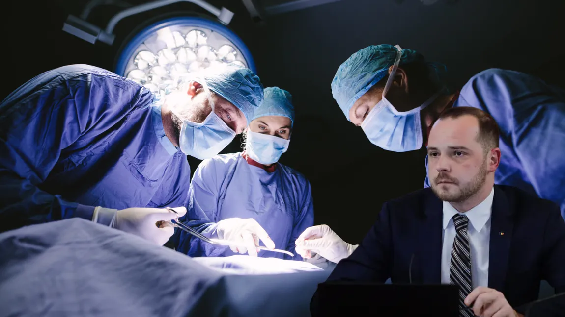 Alexandru Rogobete anunță că salariile din sistemul medical vor crește pe bază de performanță: „Există chirurgi în țara asta care operează 20 de pacienți pe săptămână și chirurgi care operează doi pacienți pe an”