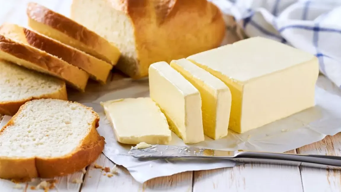 Doi chefi au dezvăluit care este cel mai bun unt din supermarket. Ce calități iau în calcul specialiștii