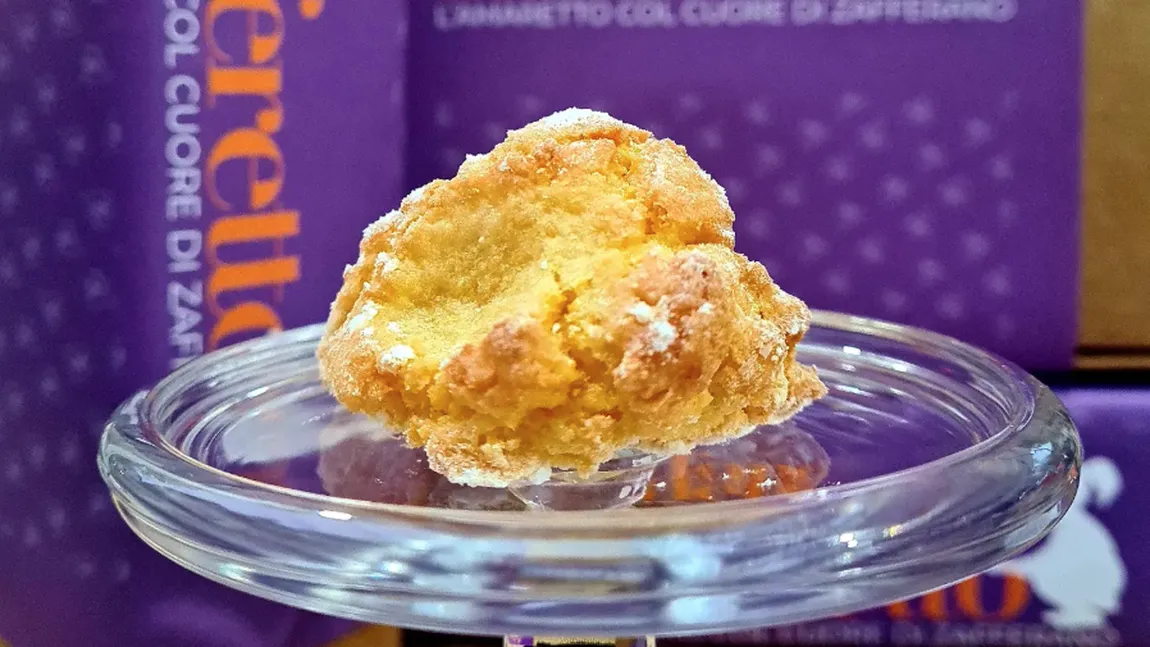 Zafferetto, desertul italienesc pe bază de șofran, care face furori pe internet. Este considerată una dintre cele mai rafinate prăjituri