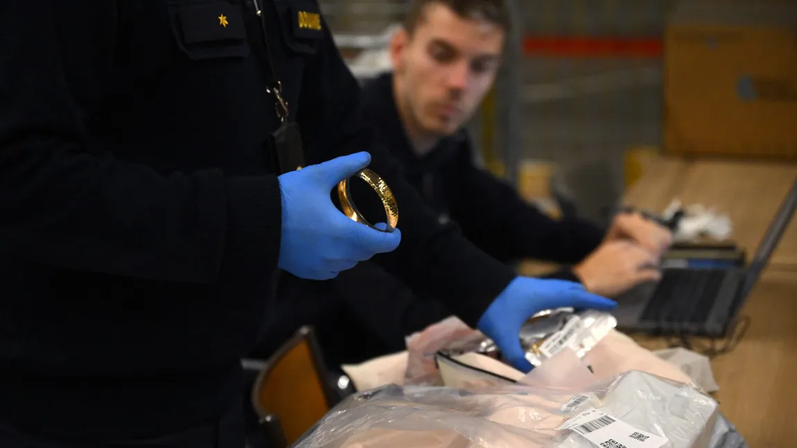 Vama belgiană trage un semnal de alarmă! Tot mai multe produse în coletele venite din afara UE sunt contrafăcute