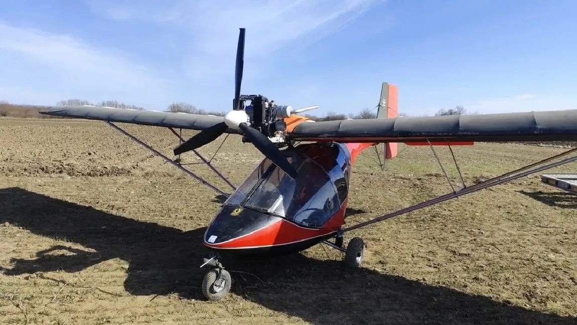 Ucrainean prins după ce a intrat ilegal în România cu un avion de mici dimensiuni, în Suceava