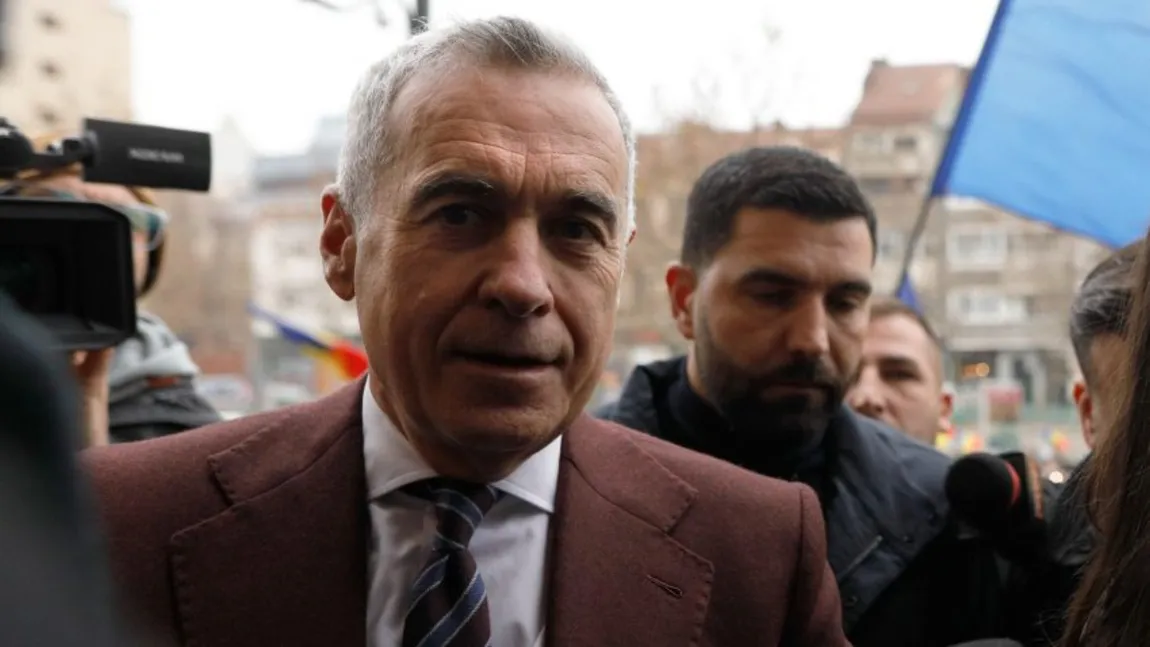 Călin Georgescu a citat din Nicolae Iorga, asasinat de legionari, după înfățișarea din procesul în care este acuzat de propagandă legionară: „Justiția ține de conștiință. Întoarceți-vă la Dumnezeu!”