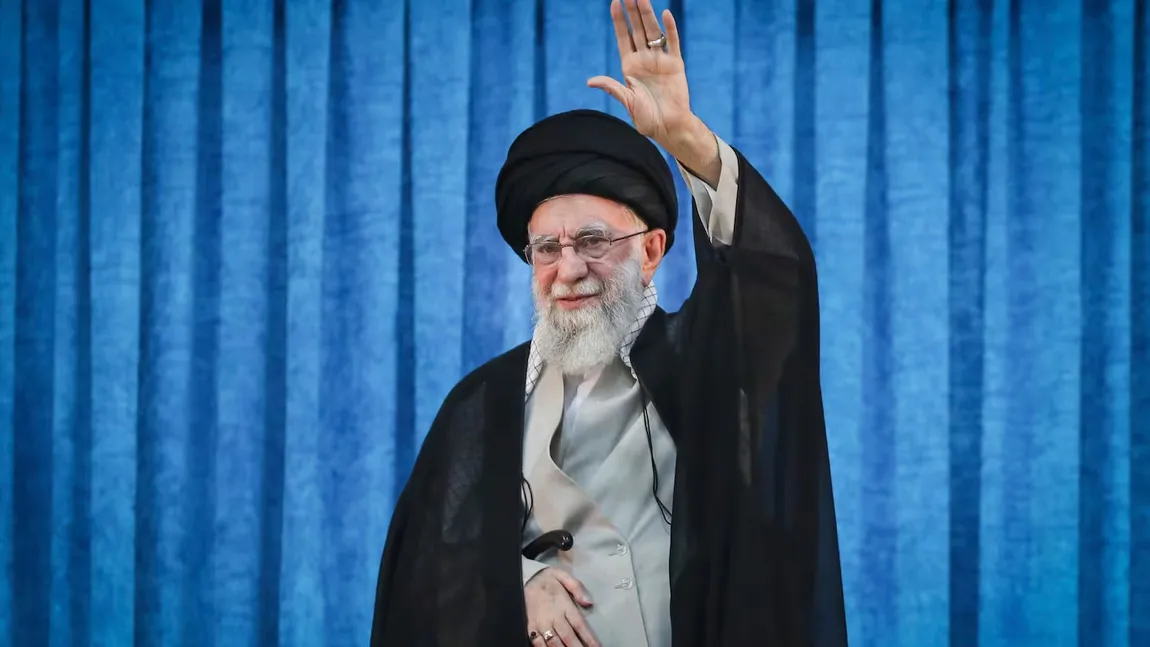 Fondul de 95 de miliarde de dolari aflat la dispoziția regimului din Iran. Ce se întâmplă cu banii după moartea ayatollahului Khamenei