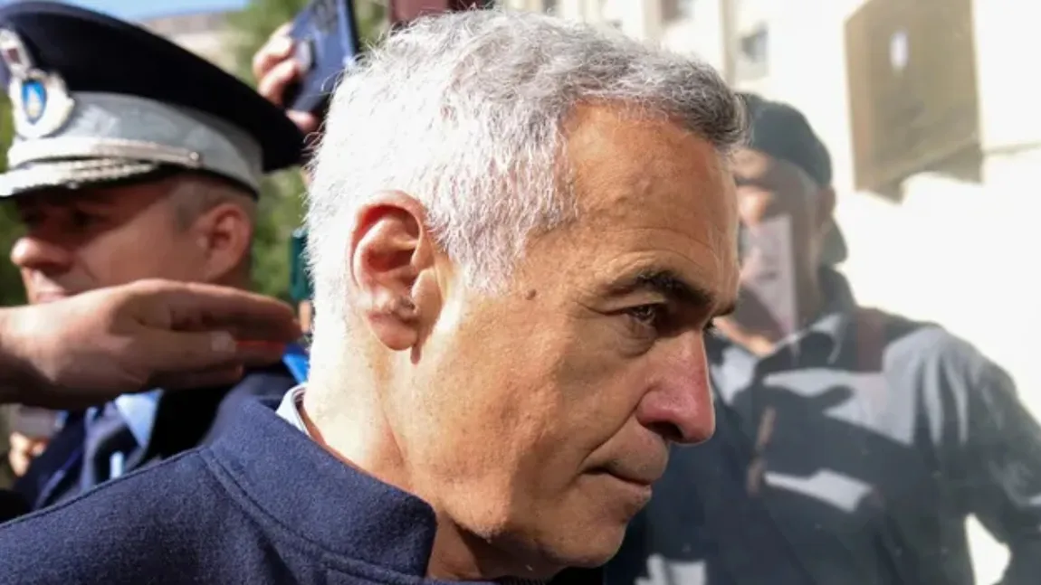 Călin Georgescu a fost amendat cu 40.000 de euro după ce nu a declarat o donație de 5 RON. Cristela Georgescu este revoltată: „Chiar și un copil și-ar da seama că aici cineva și-a bătut joc”