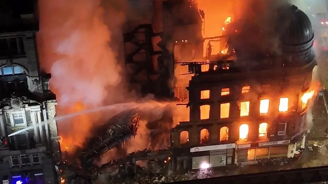 Incendiu devastator la Gara Centrală din Glasgow. O clădire s-a prăbuşit - VIDEO