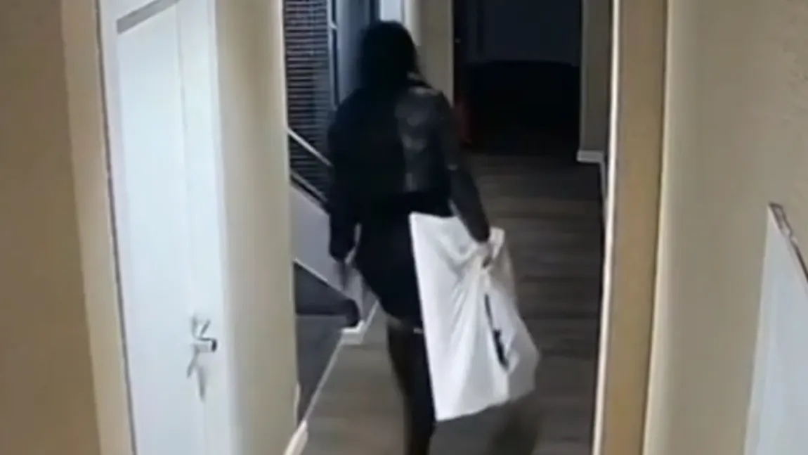 Jaf într-un Airbnb din centrul Capitalei. Turista cazată în apartament a plecat cu televizorul ascuns în lenjeria de pat