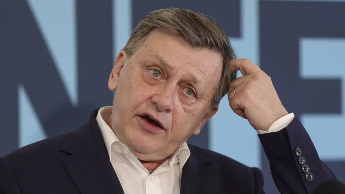 Verdictul lui Crin Antonescu, după ce PNL a decis să nu mai facă o coaliție cu PSD. ”Vom avea un guvern aproape monocolor USR”