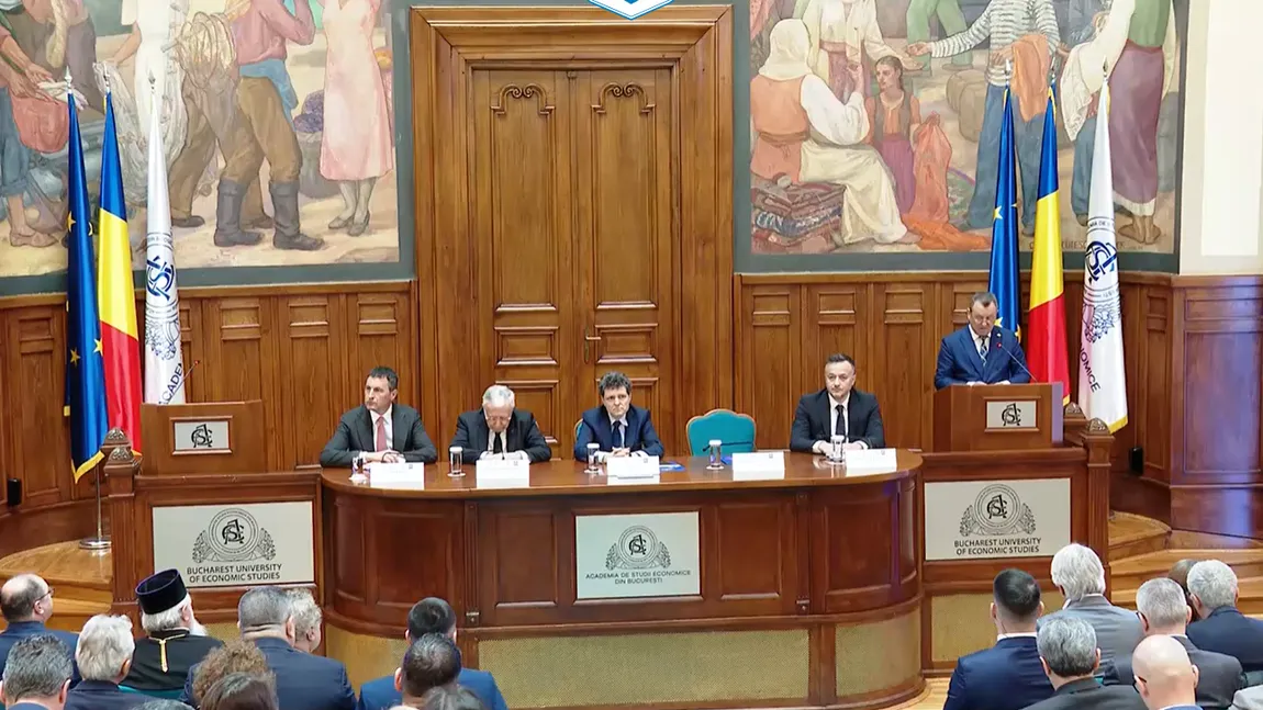 Nicuşor Dan, alături de Mugur Isărescu în ziua care anunţă criza politică din România: 