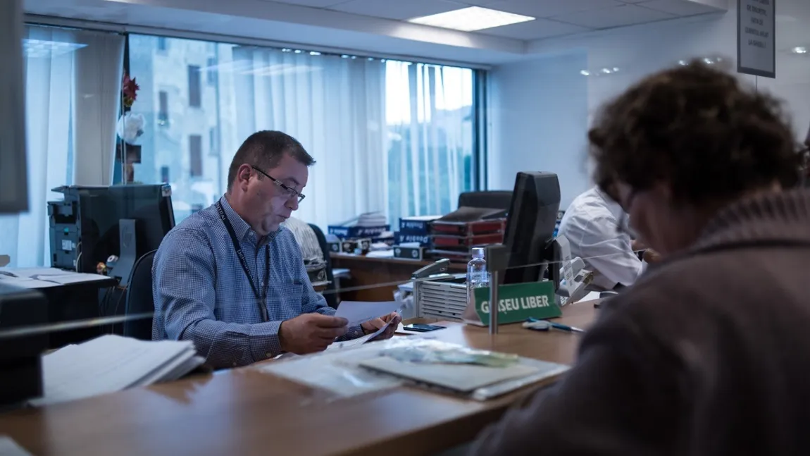 Salarii 2026. Se elimină sporul de condiții vătămătoare și norma de hrană pentru bugetari. Sporurile vor fi limitate la 20% din salariul de bază