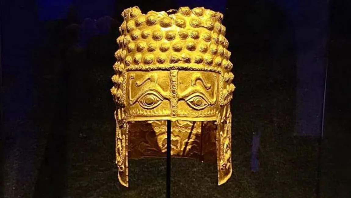 Coiful de la Coțofenești și două dintre cele trei brățări dacice de aur au fost predate autorităților române. Anunțul Parchetului de pe lângă ÎCCJ