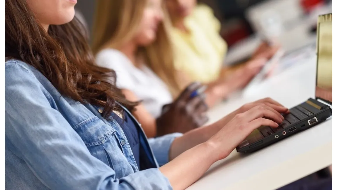 Bacalaureat 2026. Documentul pe care elevii nu vor mai fi obligați să-l depună pentru a-și echivala proba de competențe digitale