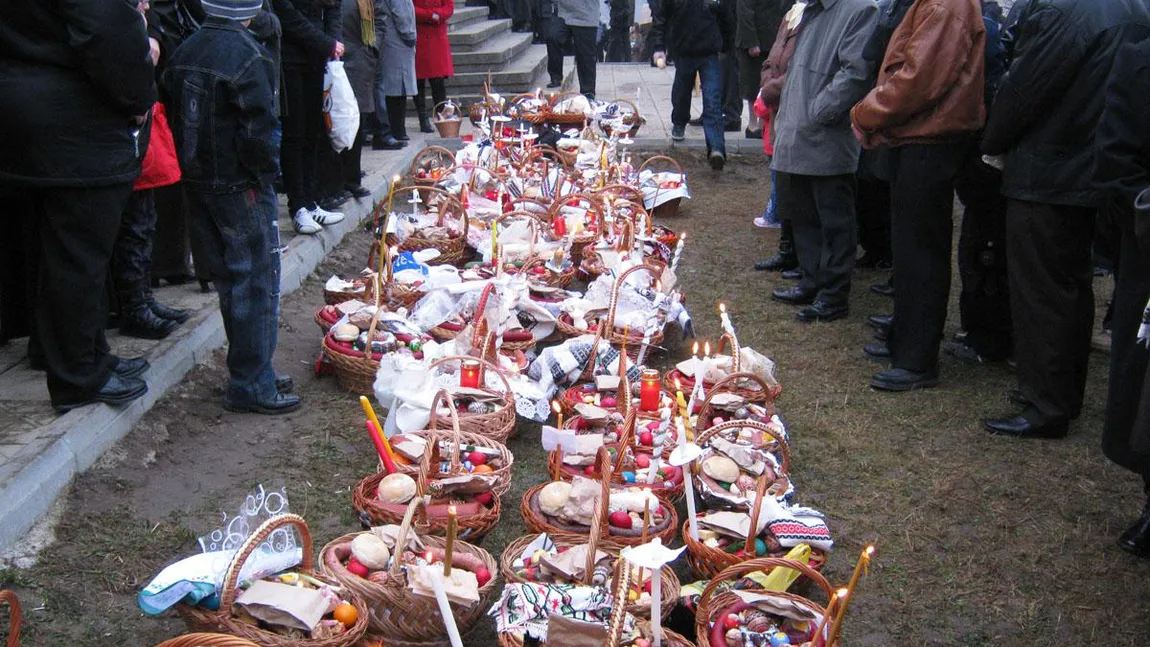 Paștele Blajinilor 2026: Ce se dă de pomană pentru sufletele celor adormiți și ce obiceiuri trebuie respectate